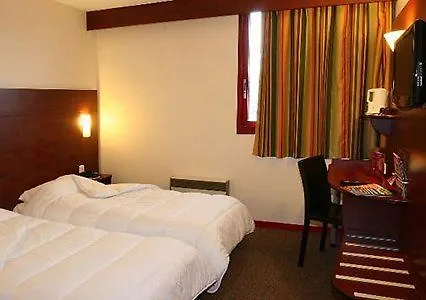 Gallieni ホテル 3*